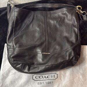 Gorgeous! Black Coach Leather Hobo Bag with Metallic Hardware